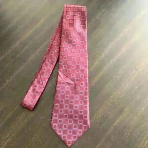 J. Ferrar Tie‎ EUC